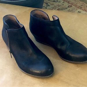 Dansko Layla Black Leather Hidden Wedge Bootie Womens size 9.5  / 41